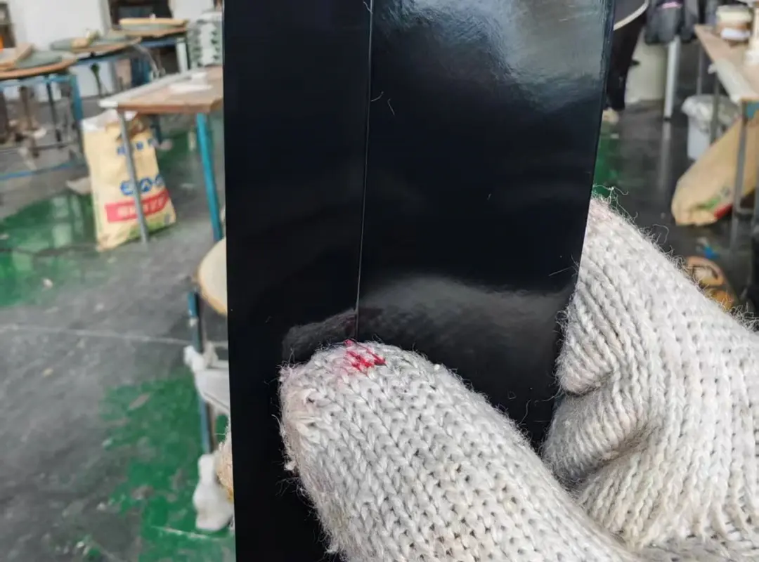 Gloss Black Edge Banding