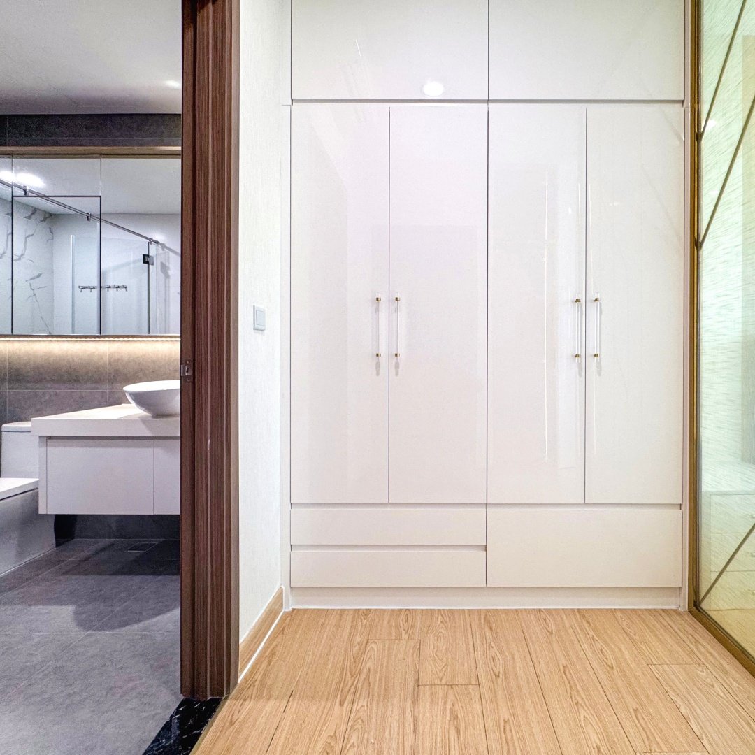 Shelves and Internal Storage Panels